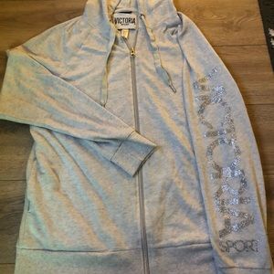 Victoria sport zip up